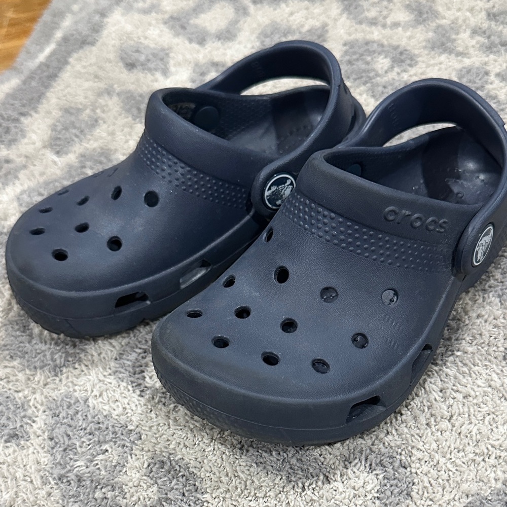 CROCS Kids Navy Blue Clogs